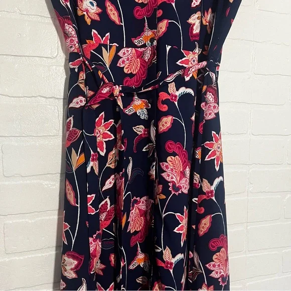 LOFT Womens Midi Dress Navy Blue and Pink Floral Midi Dress Short Sleeve Size 12 - Picture 4 of 6